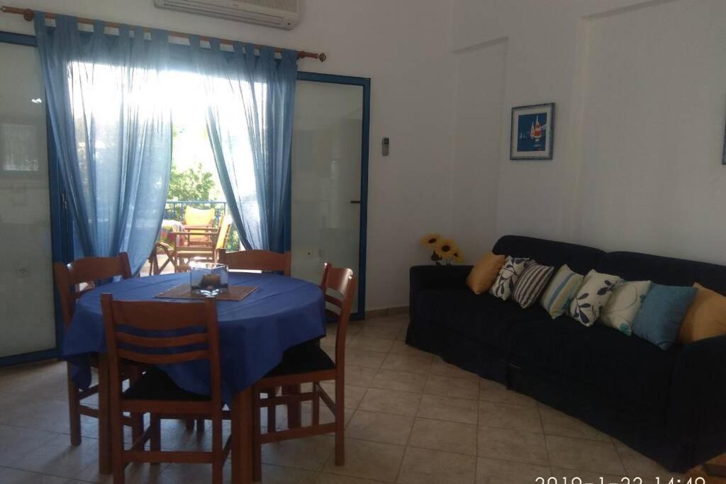 Blue Velvet apartment Paránimfoi Eksteriør bilde